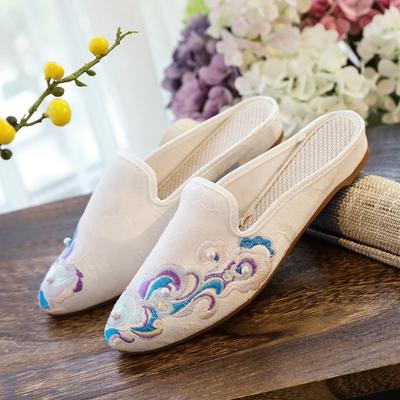 Mode Frauen Hausschuhe Außerhalb Spitz Modische Chinesischen Stil Retro Bestickt frauen Schuhe Hausschuhe Frauen Winter (1 cm – 3 cm)