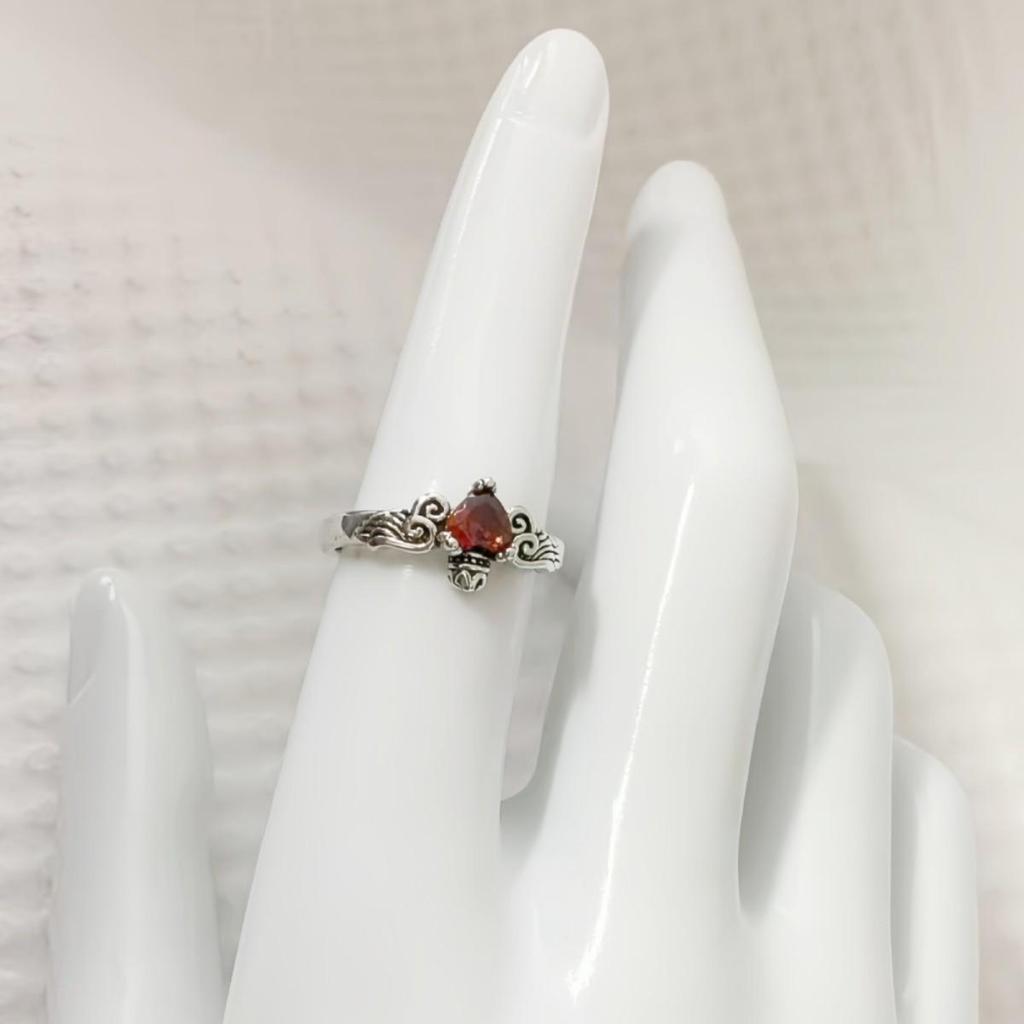 French Crown Wings Heart Zircon Women's Retro Ring - Cool & Trendy Internet Celebrity Style
