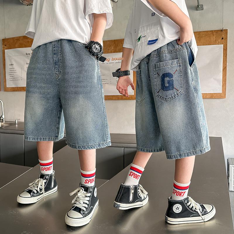 Dětské Chlapecké Korejský Styl Volný Střih Džínové Šortky s Písmeny pro Dospívající Dítě Ležérní Rovné Džínové Capris Kalhoty ke Kotníkům Věk 5-14 let
