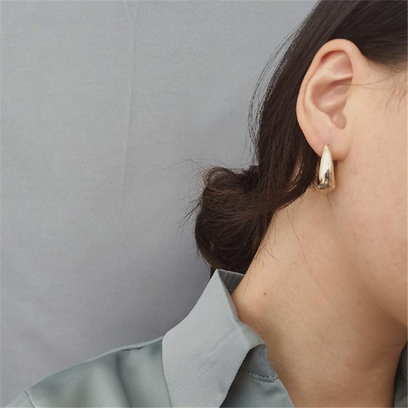 1 para koreańskich, spersonalizowanych, damskich kolczyków z 14-karatowego złota z 14-karatowego złota Prezent na Walentynki