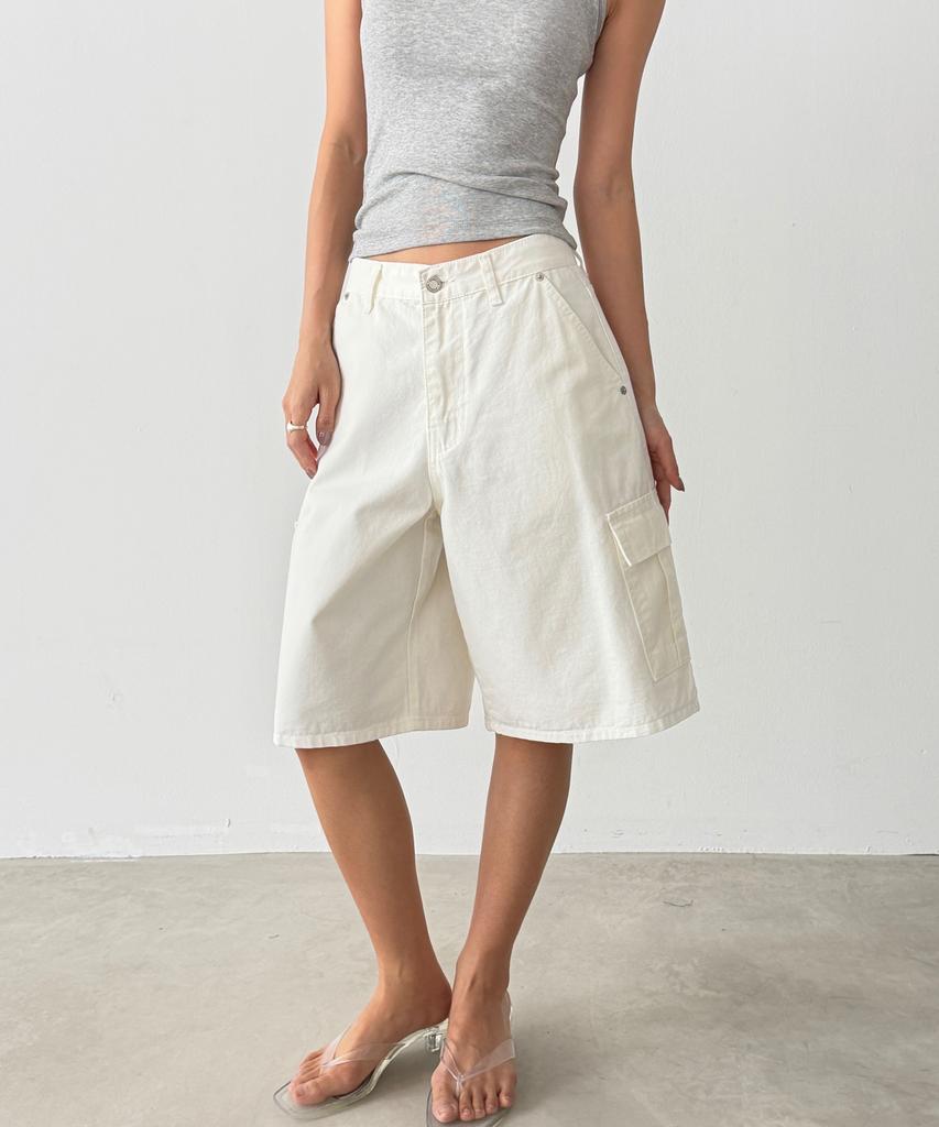 Beoteuneob Bermuda Cargo Pants (2 Colors)