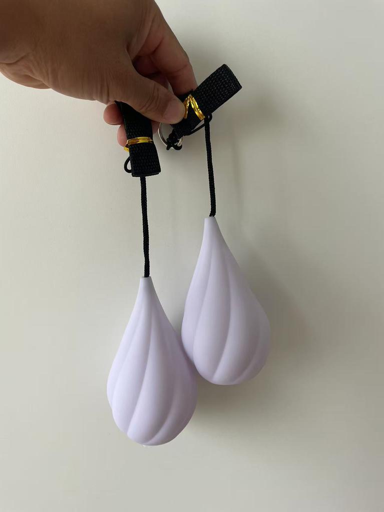 LED Glowing Water Drop Juggling Balls Colorful Light Up Circus Props for Party Performance