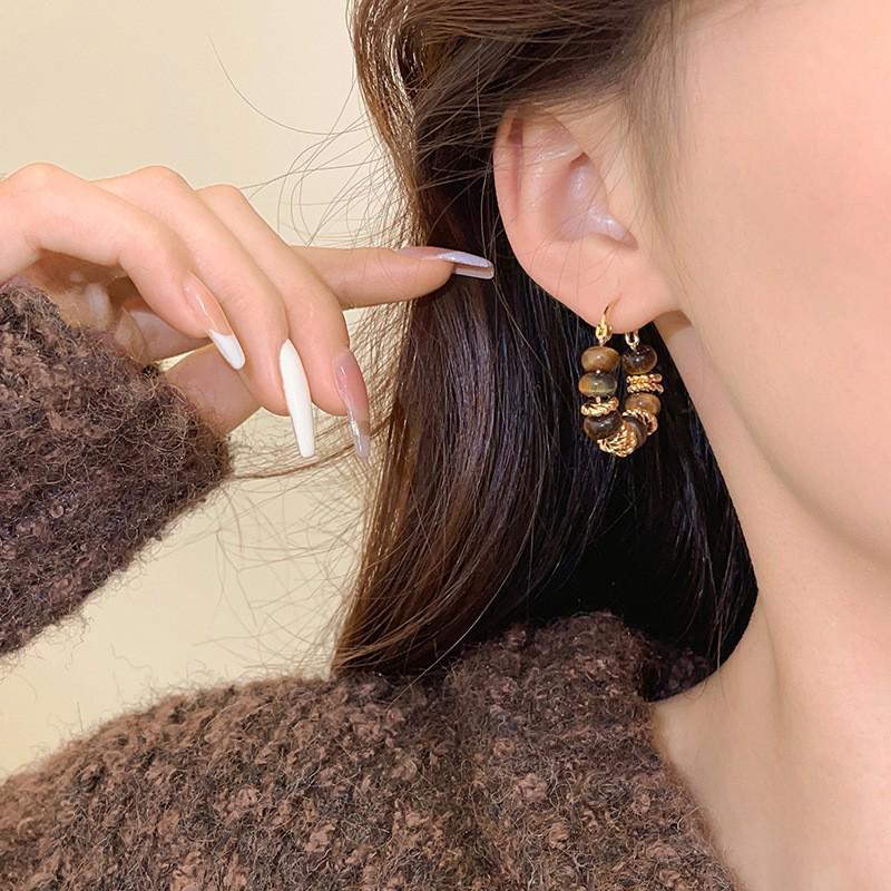 French Tiger Eye Hoop Earrings: Retro Light Luxury Design for Women.