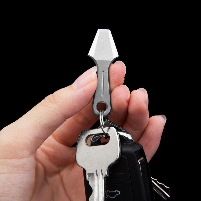 Alavanca de Liga de Titânio Abridor de Garrafa Mini Chaveiro EDC Multifuncional Ferramenta de Abertura para Entrega Expressa Barra de Alavanca Pingente de Colar