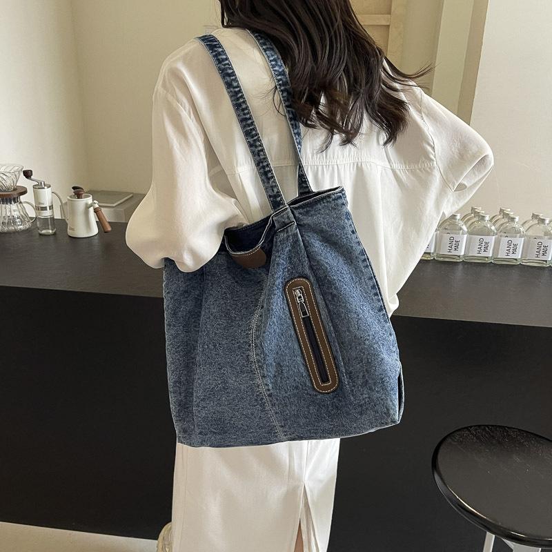 Tote Bag Women's New Large-capacity Bag Summer Versatile Denim Shoulder College Student Class Bag