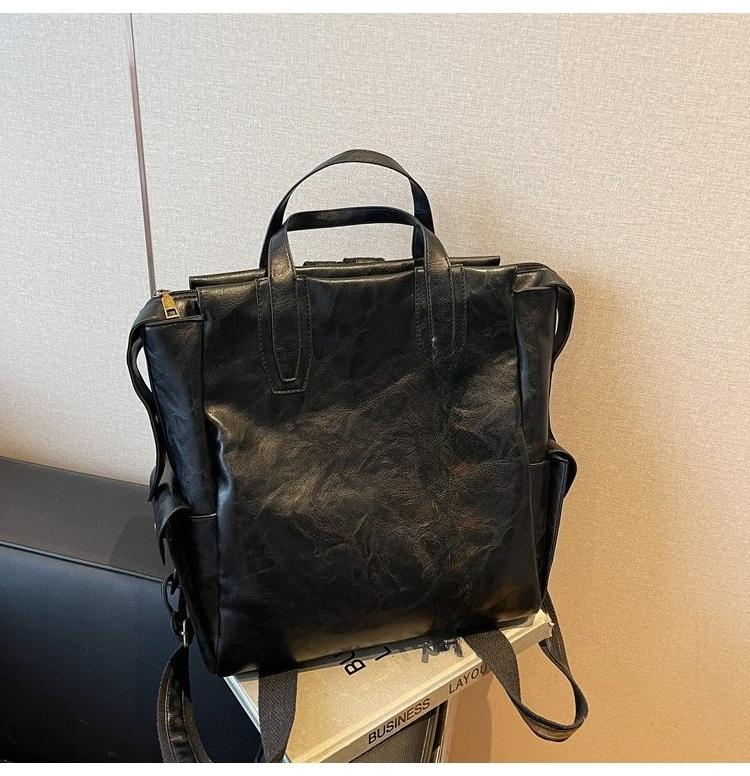 Backpack for Women, Large Capacity, Casual and Versatile, Commuting Schoolbag, Street Trend, High-end Style, Travel Backpack