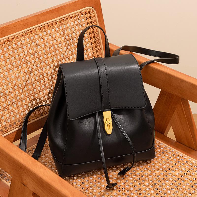 Leather backpack, fashiable and lightweight cowhide women's travel backpack, large capacity bag