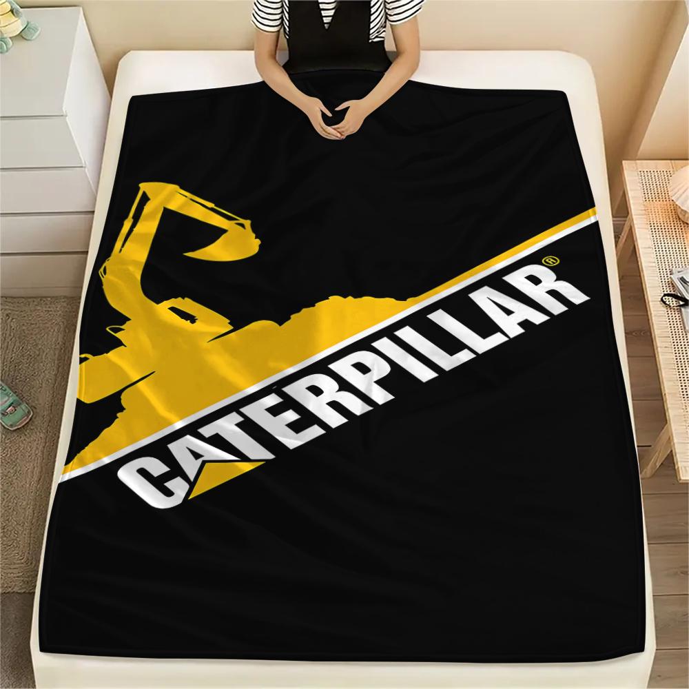

1PC Caterpillar Inc. . Print Flannel Blanket, High quality All Seasons, Home Decor, Warmth and Comfort, Perfect for Christmas Gifts 150cm x 200cm