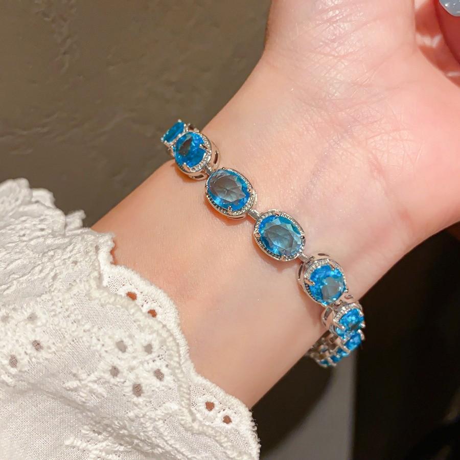 Zircon Oval Geometric Bracelet For Women Stylish Light Luxury Gift For Office And Casual