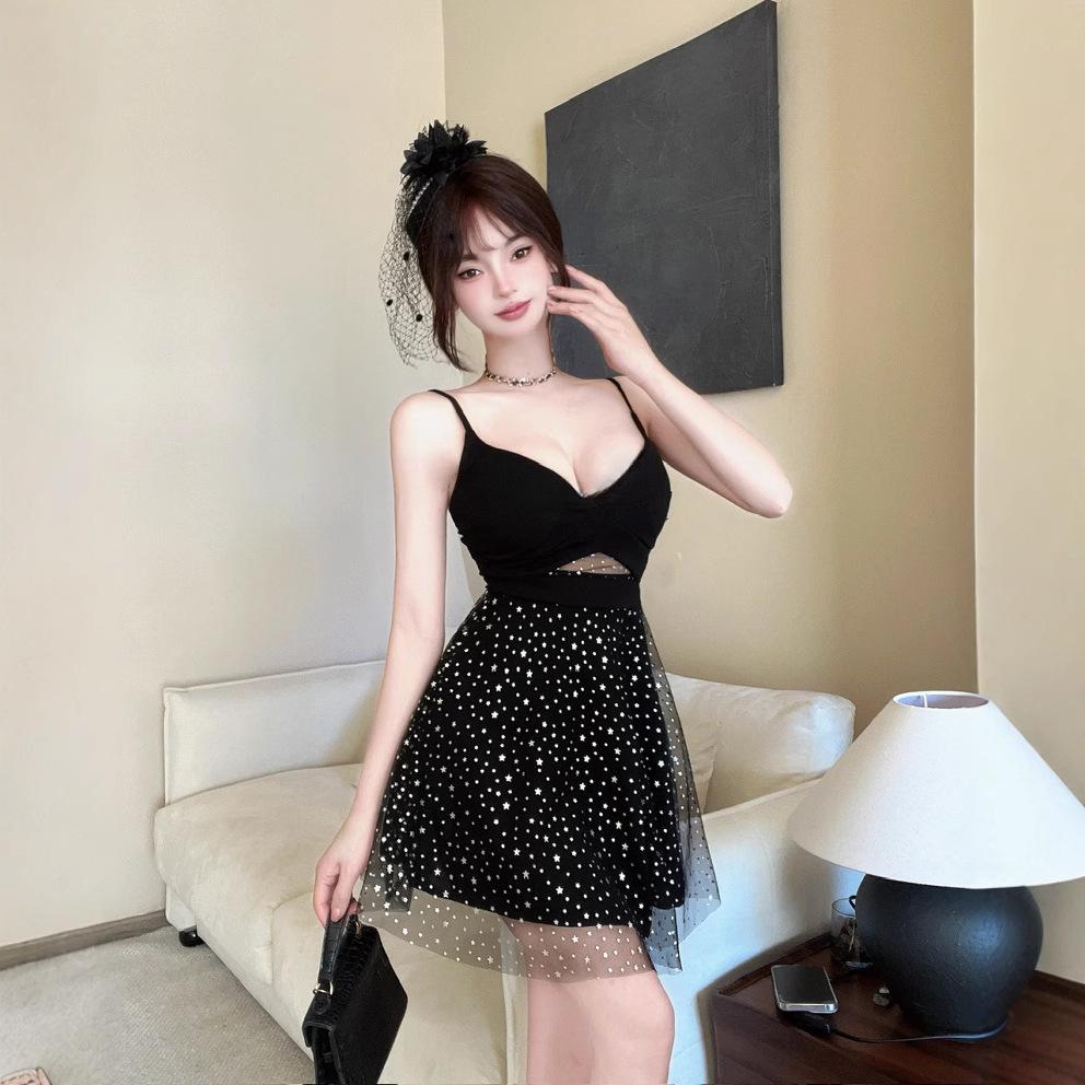 Sexy mesh splicing hollow skirt fashionable new chic design age-reducing suspender big swing dress