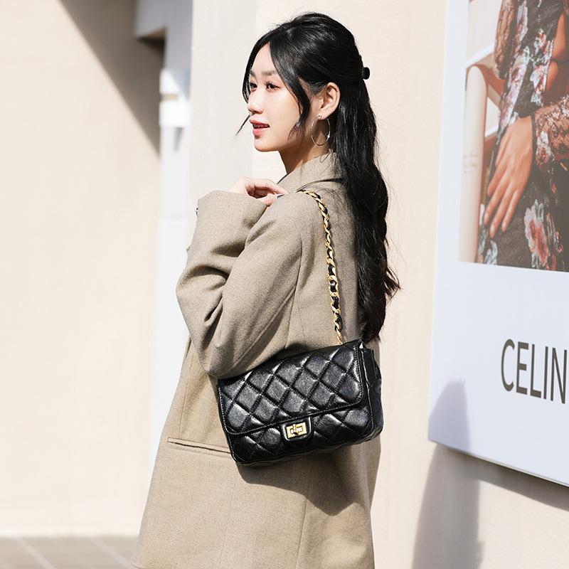Diamond Chain Bag Women's Light Luxury Fashion High-grade Small Square Bag Early Spring Popular Texture Single Shoulder Crossbody Bag