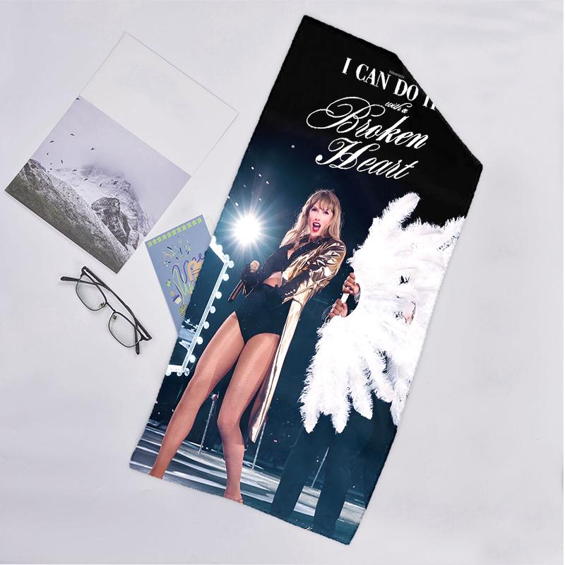 Ts Fan Fashion Beach Towel: Ideal for Summer Adventures Soft, absorbent and quick drying suitable for swimming and bathing