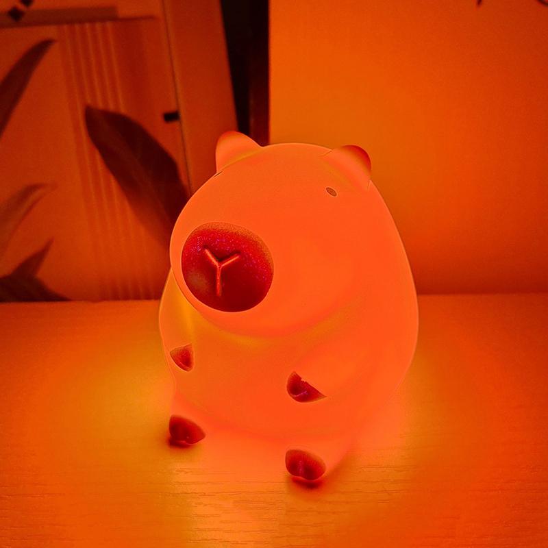 

Милий Мультяшний Капібара Нічник Батарейний Диммер Сон Нічна Лампа Для Декору Дитячої Кімнати 7CM