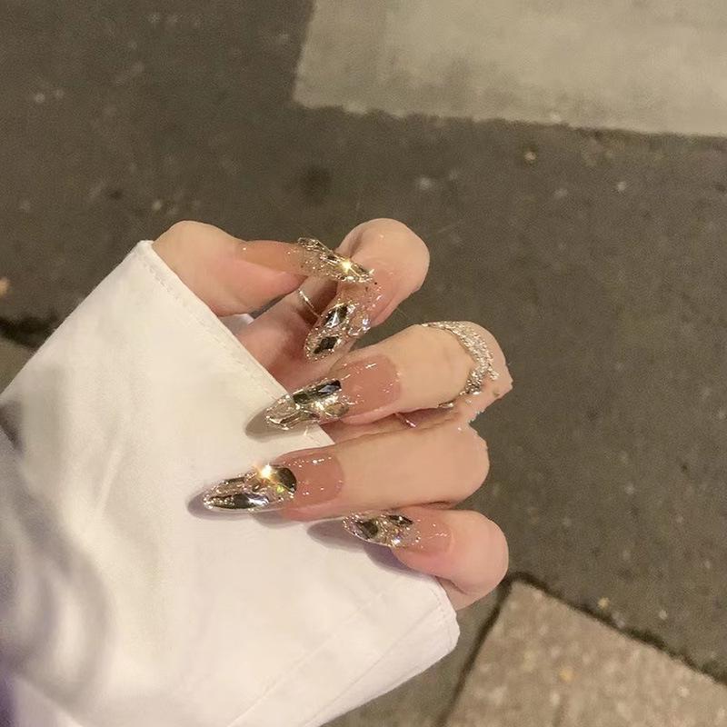 

Champagne Gold Rhinestone Nail Patches – Rich Girl Style