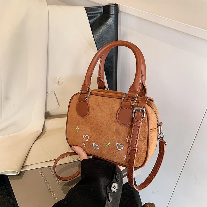 Retro portable bowling bag women's 2025 autumn new fashion texture portable small square bag simple messenger bag