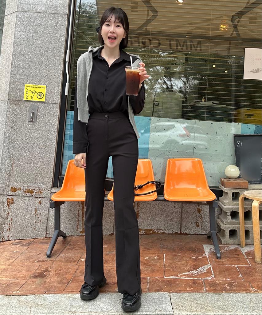 Ppaeppae Secret Banding Stretch Bootcut Black Slacks
