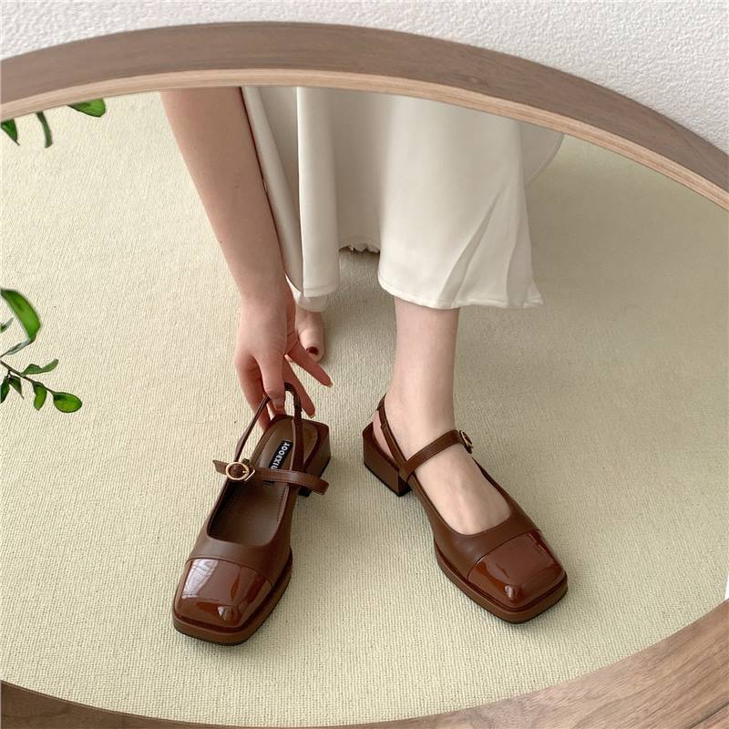 Baotou sandals women's summer new fairy style gentle single shoes versatile thick heel square head Mary Jane shoes