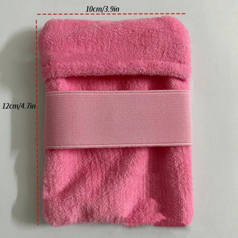 

The Portable Sandbag Made of Soft and Reusable Material Is An Ideal Sand Removal Tool for Beach Vacations.