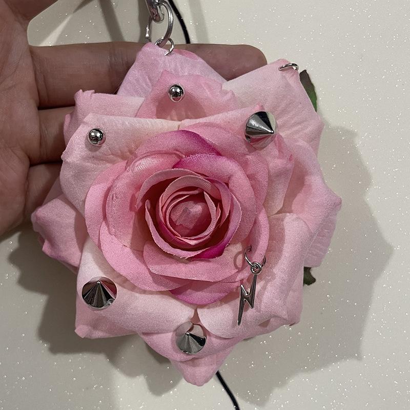 

Exquisite Handmade Rose Keychain Rivet Design Imitation Flowers Pendant Decoration For Women Girls Bag Pendant Gift Jewelry