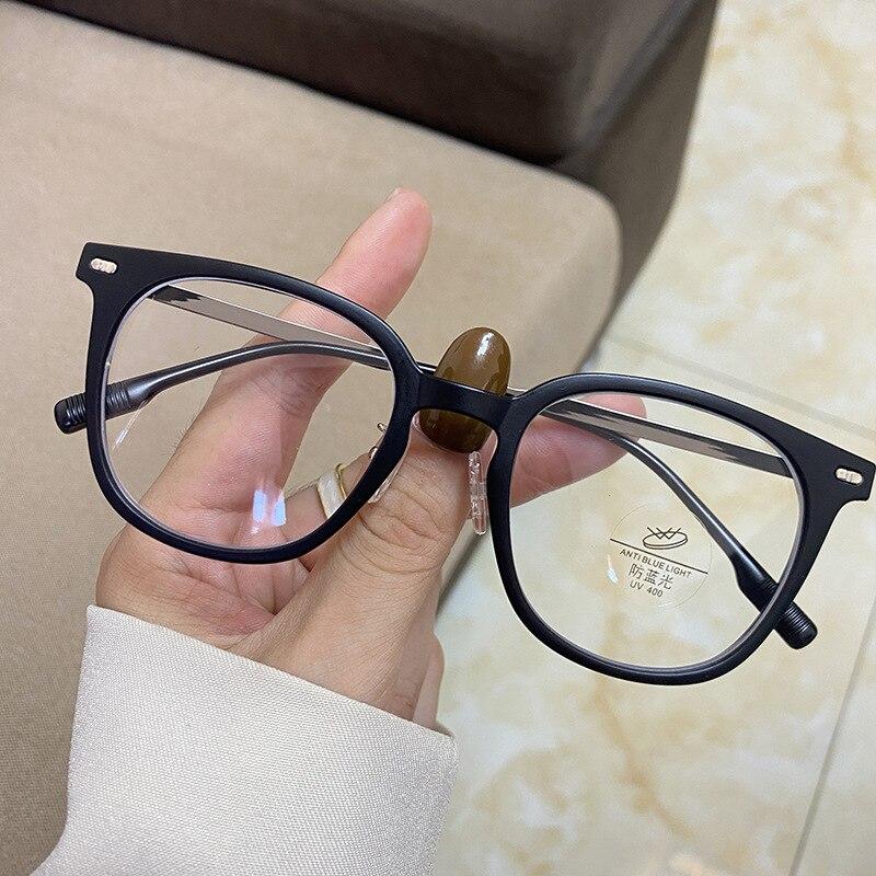 Ultralight Blue Blocking Glasses Girl Retro Green Frame Plain Glasses Blue Light Bezel Transparent Eyewear Glasses for Women