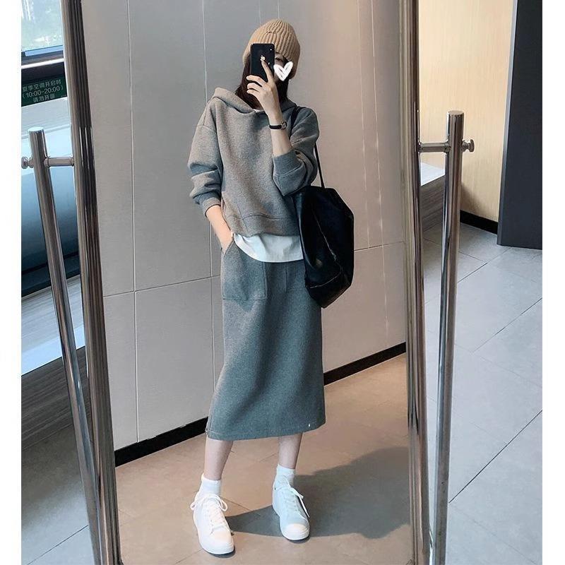 Women's Loose Fit Two-piece Skirt Suit Long Sleeve Cropped Hoodie High Waist Midi Skirt Solid Casual Matching Outfit Set