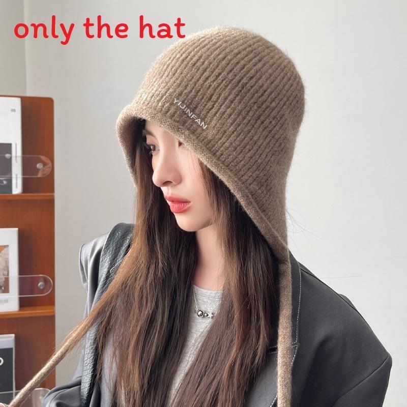 Knitted Fashion Hat With Solid Color Design And Letter Decoration For Wear Daily