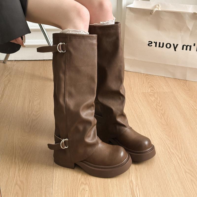 

Wasteland wind cowhide burst fire fashion round head thick sole thick middle heel one foot wrinkled boots easy to wear versatile fashion women s boots 40 коричневий