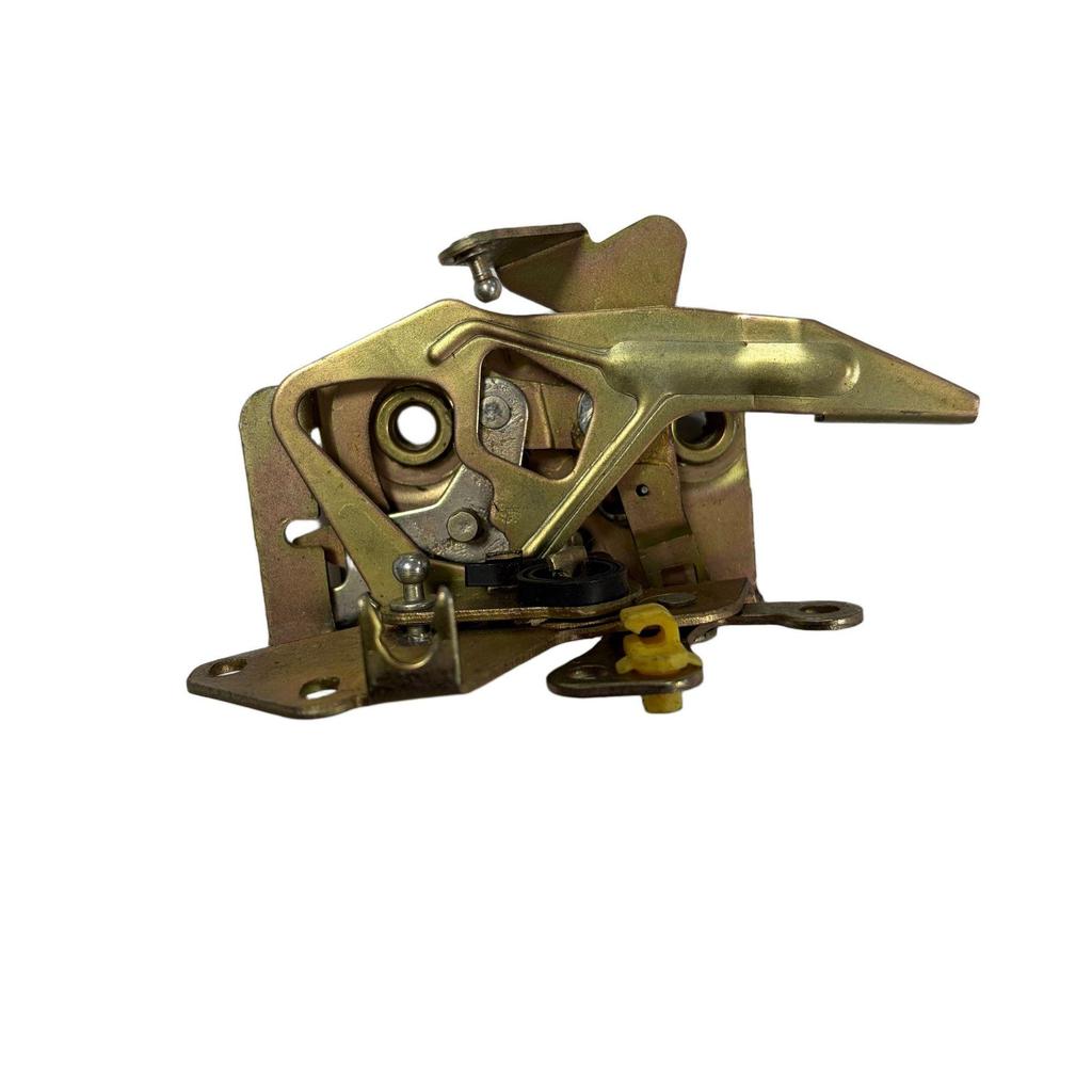 Nanjing Iveco Front Door Lock Mechanism for Deyu Baodi and New Deyu Turin V Models.