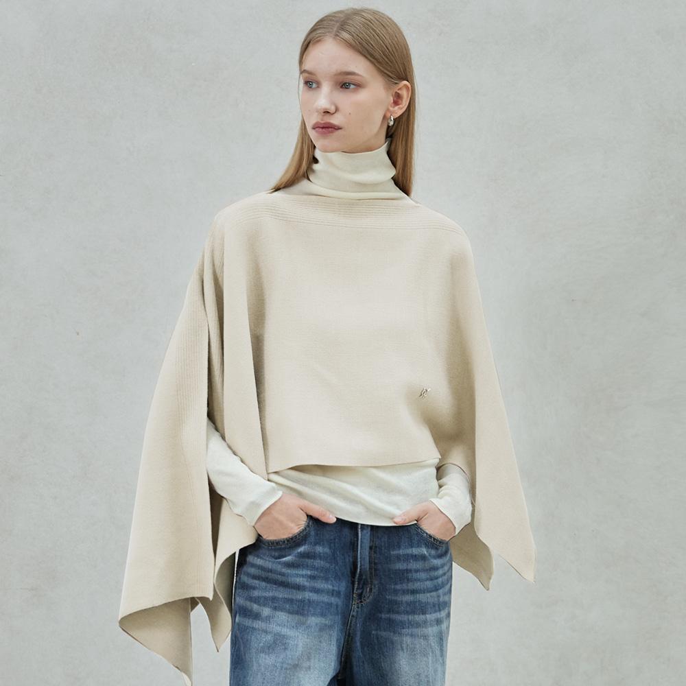 Hiikeu Minimal Knit Cape_Ivory