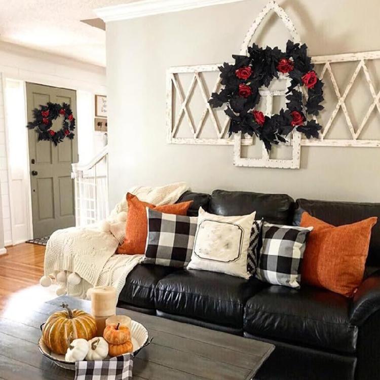 Halloween Home Setting Accent, 65.98 Inch Black Maple Rose Chain for Entryway, Door Frame, Shelf, and Wall Trim