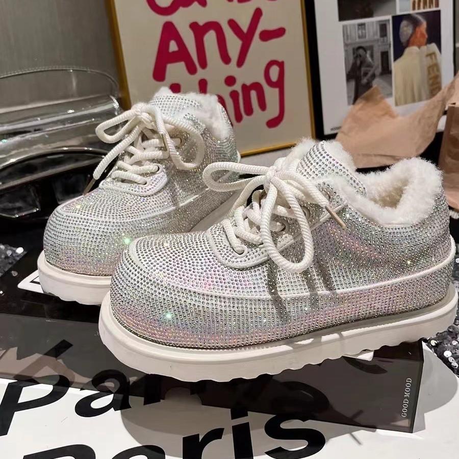 Stivali Martin con cristalli di diamante pieni autunno e inverno nuovi stivaletti corti con diamante pieno lucidi stivaletti in cotone con lacci per bambini