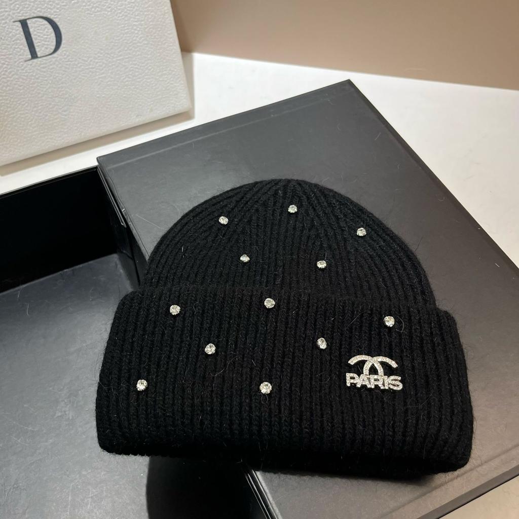 Rabbit Hair Small Fragrant Wind Full Diamond Knitted Hat Winter Paris Light Luxury Niche Warm Versatile Wool Ear Protection Hat Women