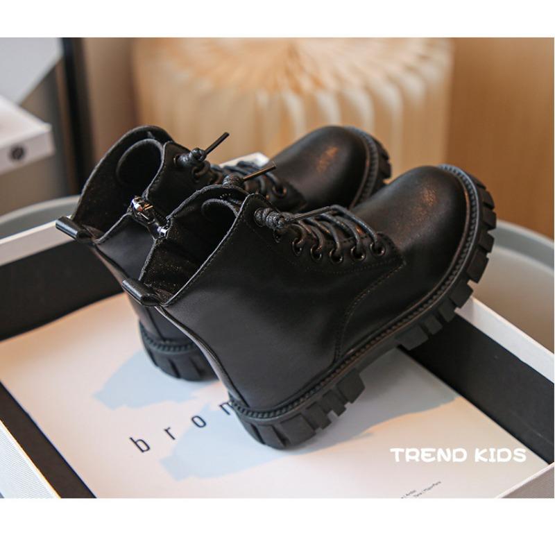 Botas de cuero para niñas, nuevas botas cortas de suela blanda para niños, estilo británico, de moda retro para otoño e invierno