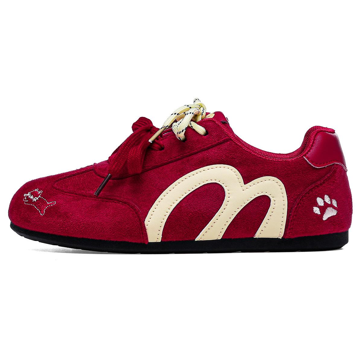 

Модная милая женская обувь на мягкой подошве 2025 Новая весенне-осенняя модная вышивка Удобная повседневная обувь Уличные нескользящие легкие балетки 40 красный