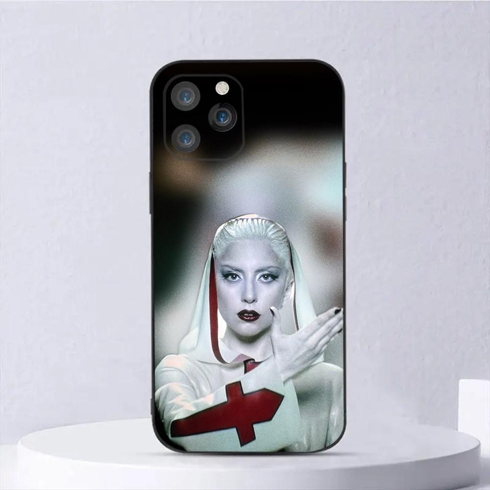 Custodia per Telefono con Album di L-Lady G-Gaga Per iPhone 16,15,14,13,12,11,Plus,Pro Max,XS,X,XR,SE,Mini,8,7 Cover Nera in Morbido Silicone
