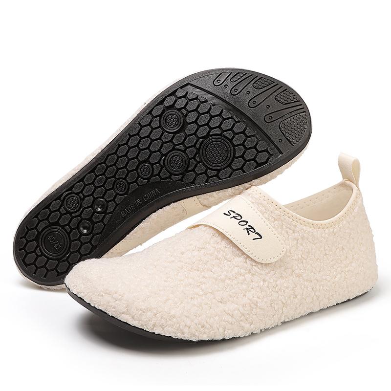 

Обувь для дома Обувь для дома Многофункциональная обувь Обувь для йоги Бархатная обувь Обувь на тонкой подошве 40-41 белый