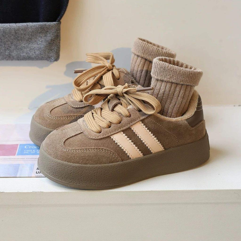 Girls' Sports Shoes Autumn and Winter 2025 New Children's Velvet Two Cotton Shoes Women's Treasure Winter Moral Training Shoes Boys' Casual Shoes