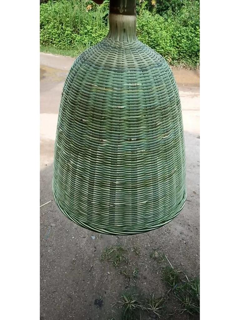 Handmade Bamboo Bee Catcher: Weaving Trap & Attracting Cage, Breathable Design