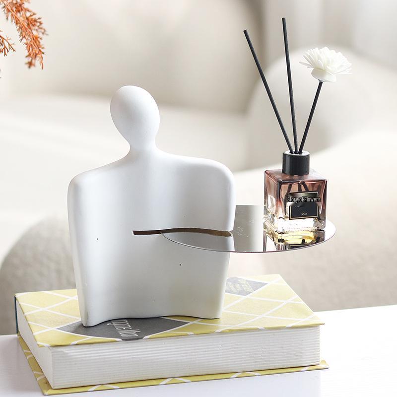 Nordic Abstract Sculpture Art Figure Tray – Creative Desktop Ornament for Home Decor