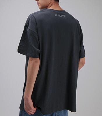 Plastic Reflective Logo T-Shirt / Charcoal Dark Gray/One Size (105)
