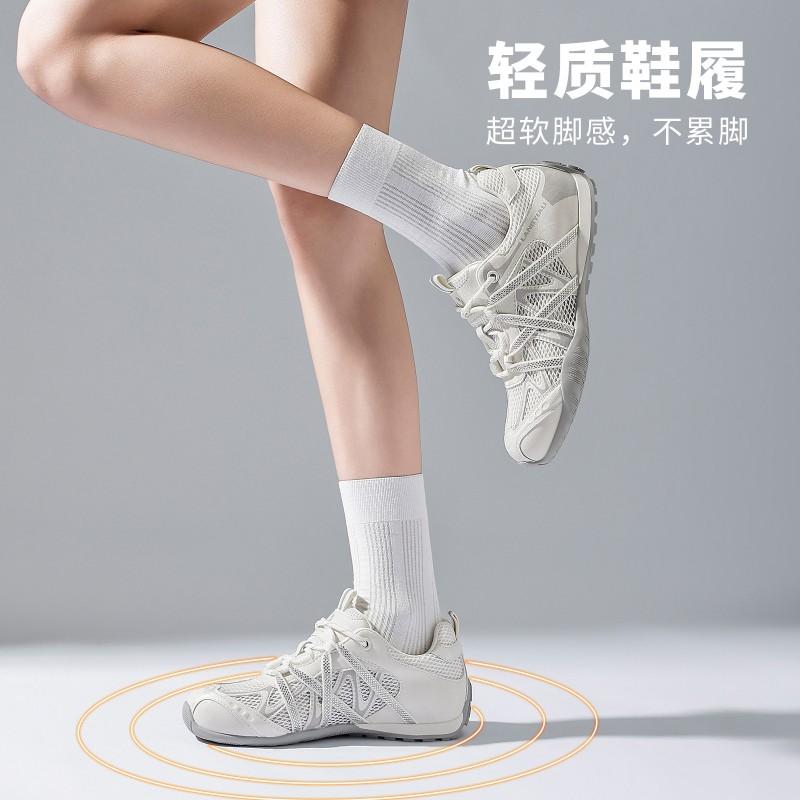 Womens Retro Low-Heel White Trainer Sneakers Casual Flat Shoes With Crossed Laces Rubber Sole