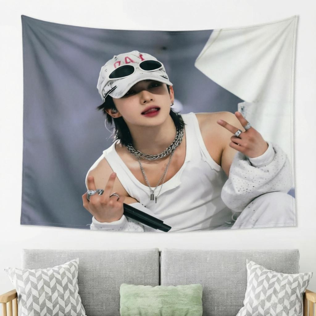 1pc Kpop Idol Tapestry, Aesthetic Wall Hanging Decor, Custom Art Ornament, Great Home Decoration & Exclusive Gift for Fans