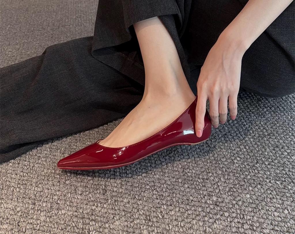 [Star same style | Mute series] Inner increase 2CM patent leather single shoes nude high heels burgundy soft leather commuting