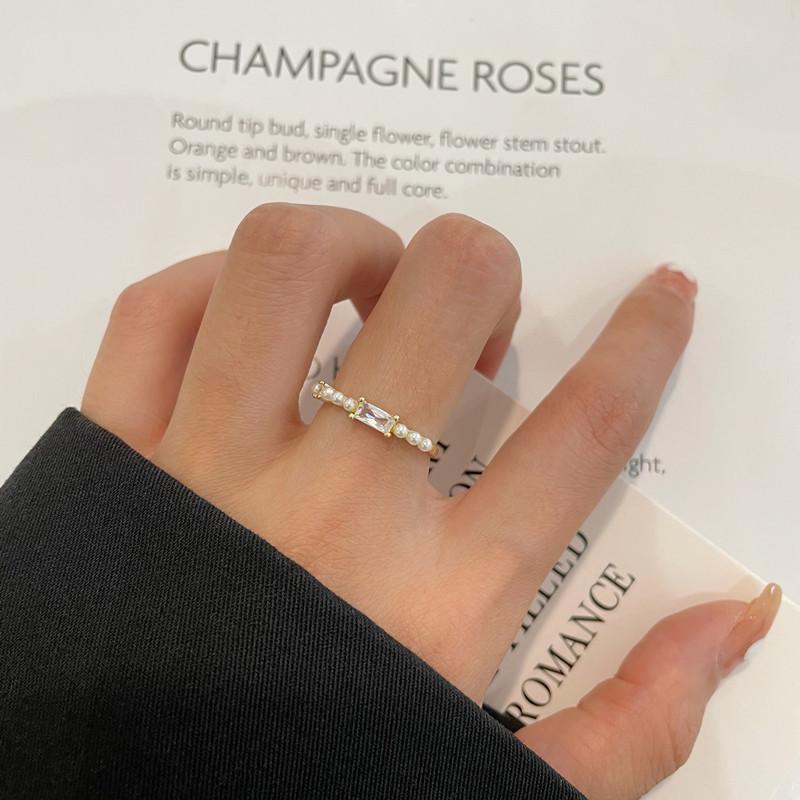 Korean Light Luxury Zircon Pearl Flower Ring One Size