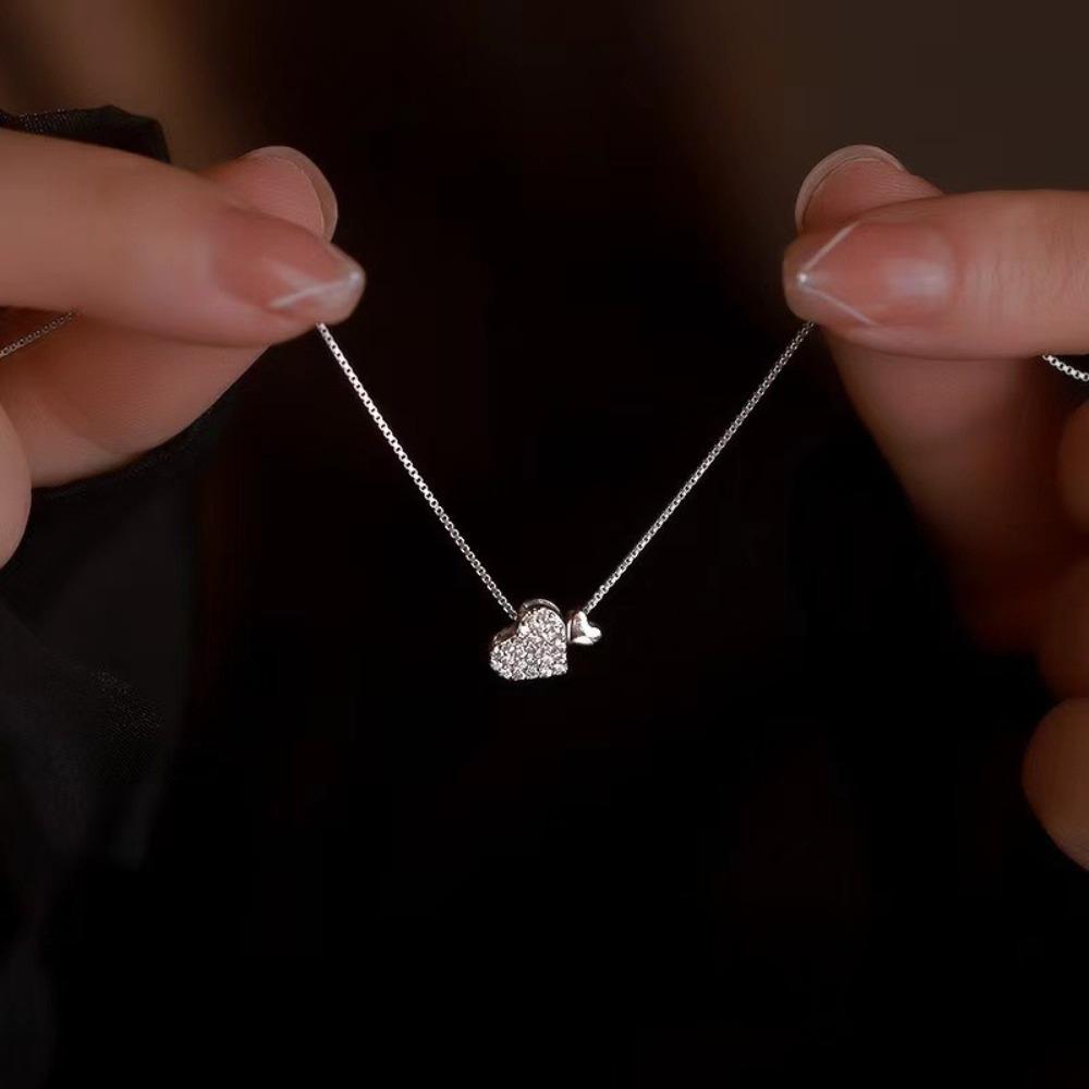 Zircon Double Love Necklace Women's Light Luxury Simple Sweet Niche High-end Clavicle Chain