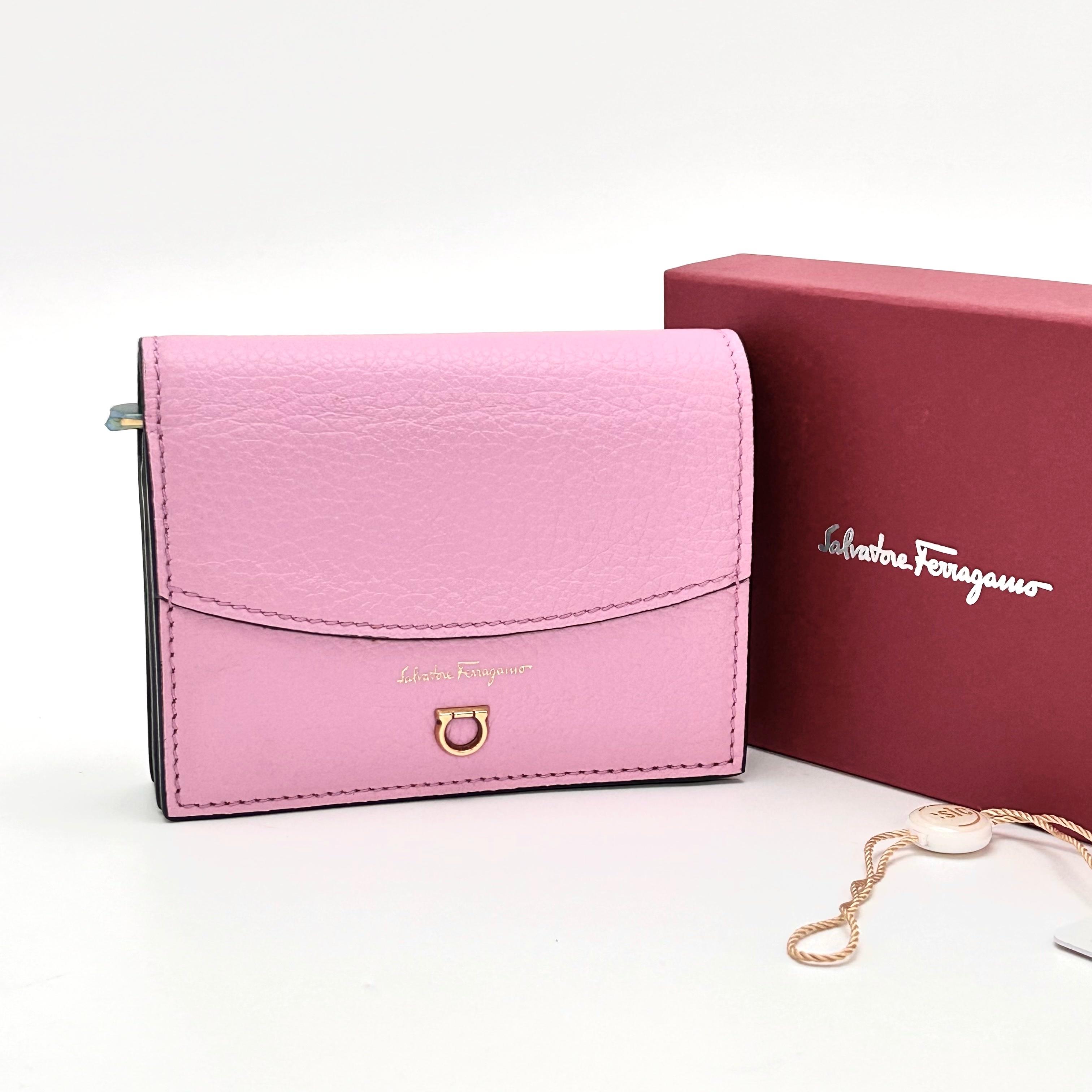 [Pre-Owned] Gancini Pink Leather Wallet With Gold Hardware - Excellent #1ER55RH ONE SIZE
