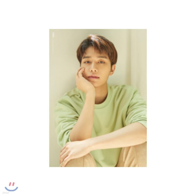 

NCT 127 [2019 SUMMER VACATION KIT] - Poster [Taeil]