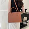 Simple large-capacity small square bag women's 2 summer new fashion trend shoulder bag simple fashion oblique span handbag