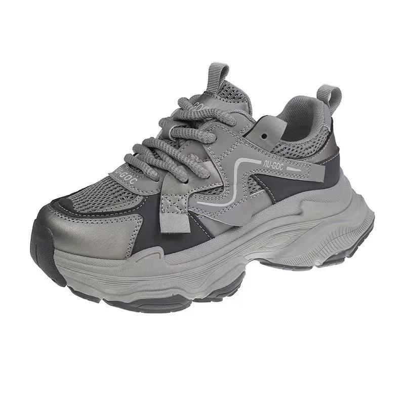 Thick-soled dad shoes for women 2025 autumn new retro heightening mesh fried street explosion casual foot small sports shoes
