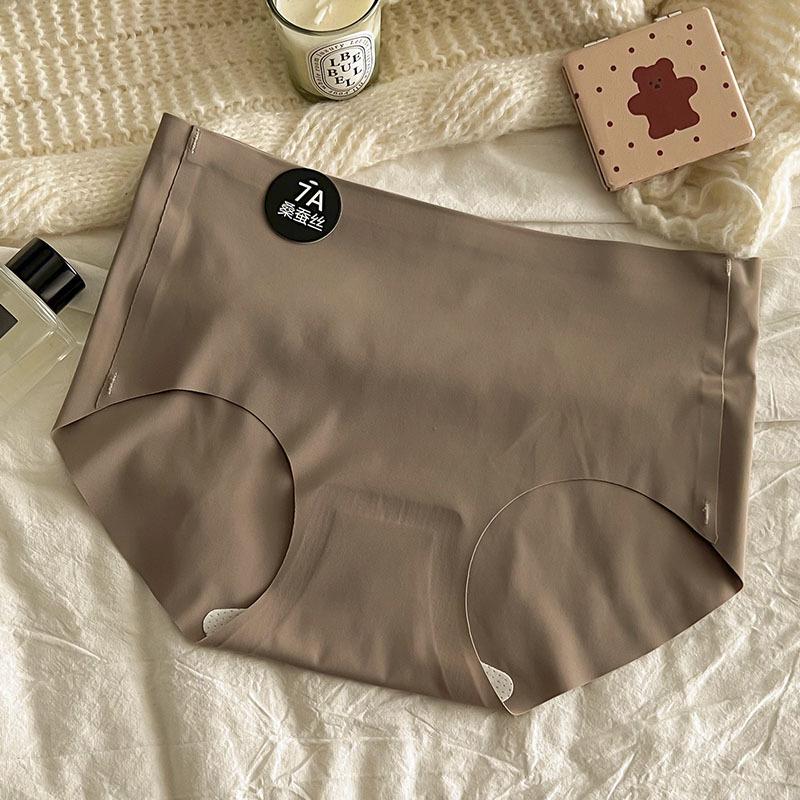 7A Mulberry Silk Seamless Mid-Waist Panties, Skin-friendly Japanese Style for Women, Young Girls, Students - Spring/Summer New Arrival.
